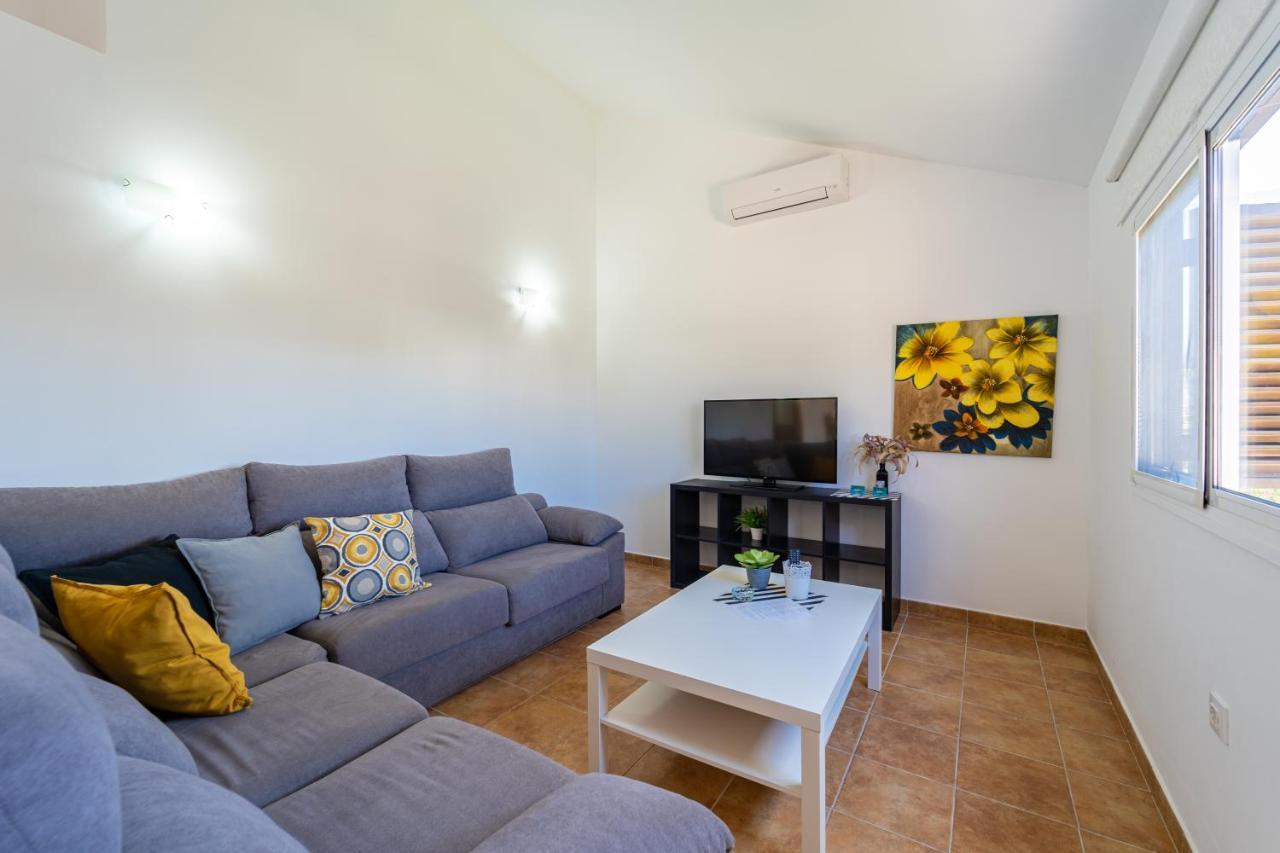 Apartamento Jibazahora Leo Bagian luar foto